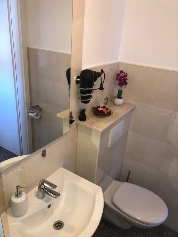 Apartment Old Town Krizeva สปลิท ภายนอก รูปภาพ