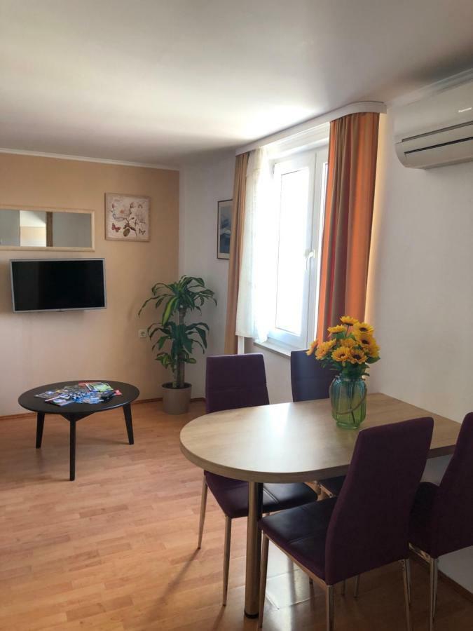 Apartment Old Town Krizeva สปลิท ภายนอก รูปภาพ